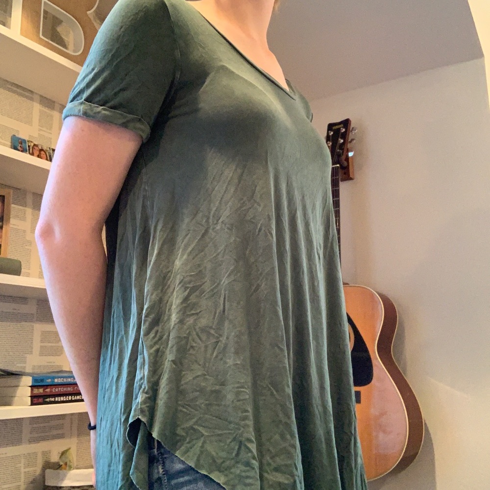 Green Top - Picture 3 of 5